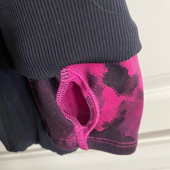 Lululemon Pink and Black full zipper jacket with thumbhole sleeves - Size 6 - Picture 5 of 5